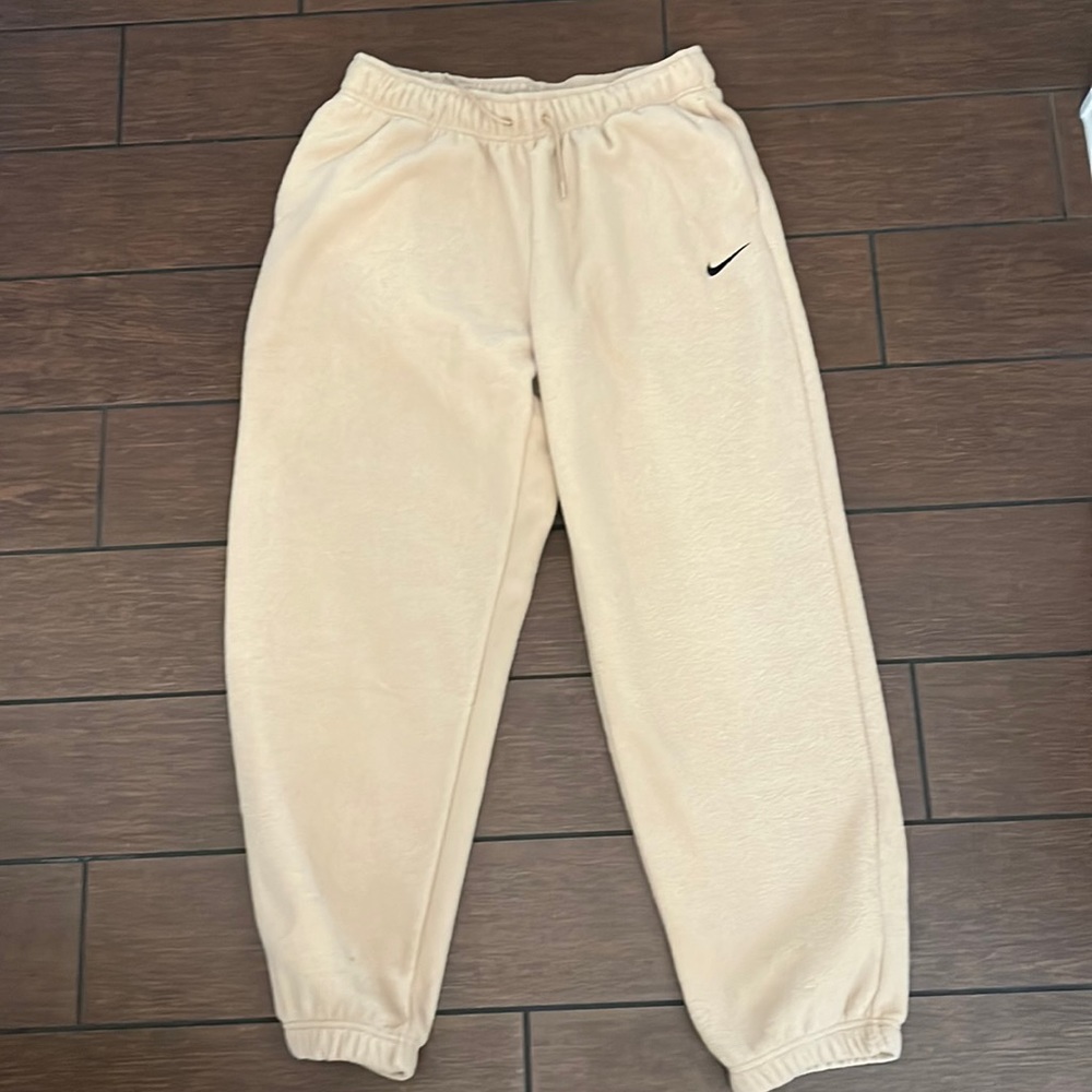 Nike oversized pants